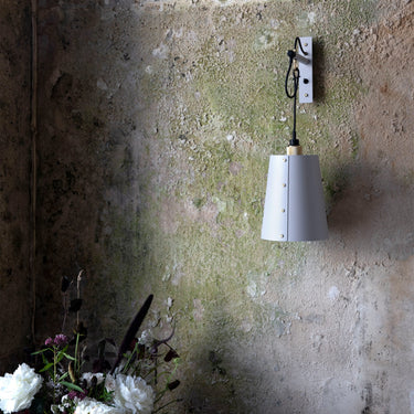 Hooked Wall Stone Large