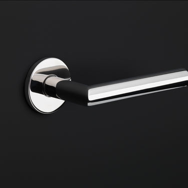 Basics Sprung Door Handle LB2-19
